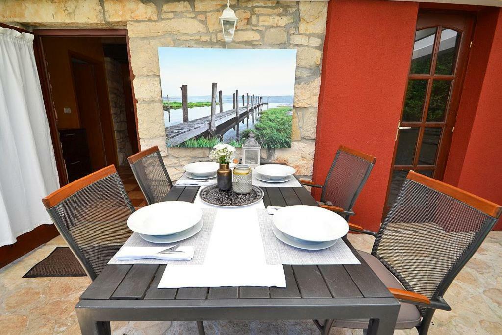 Villa Giardin Novigrad  ภายนอก รูปภาพ