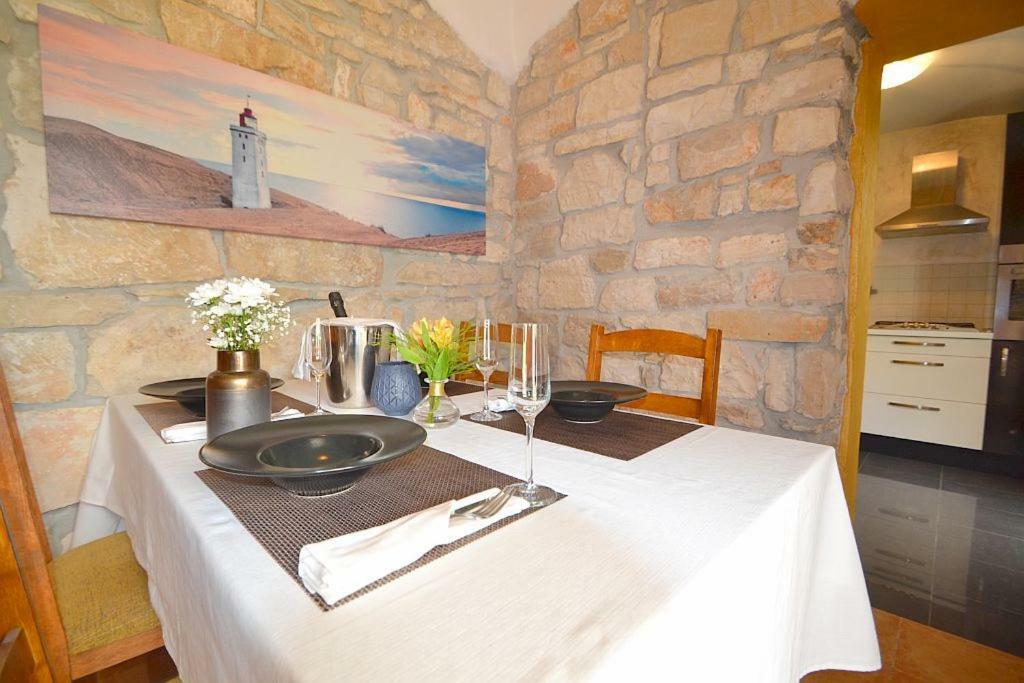 Villa Giardin Novigrad  ภายนอก รูปภาพ