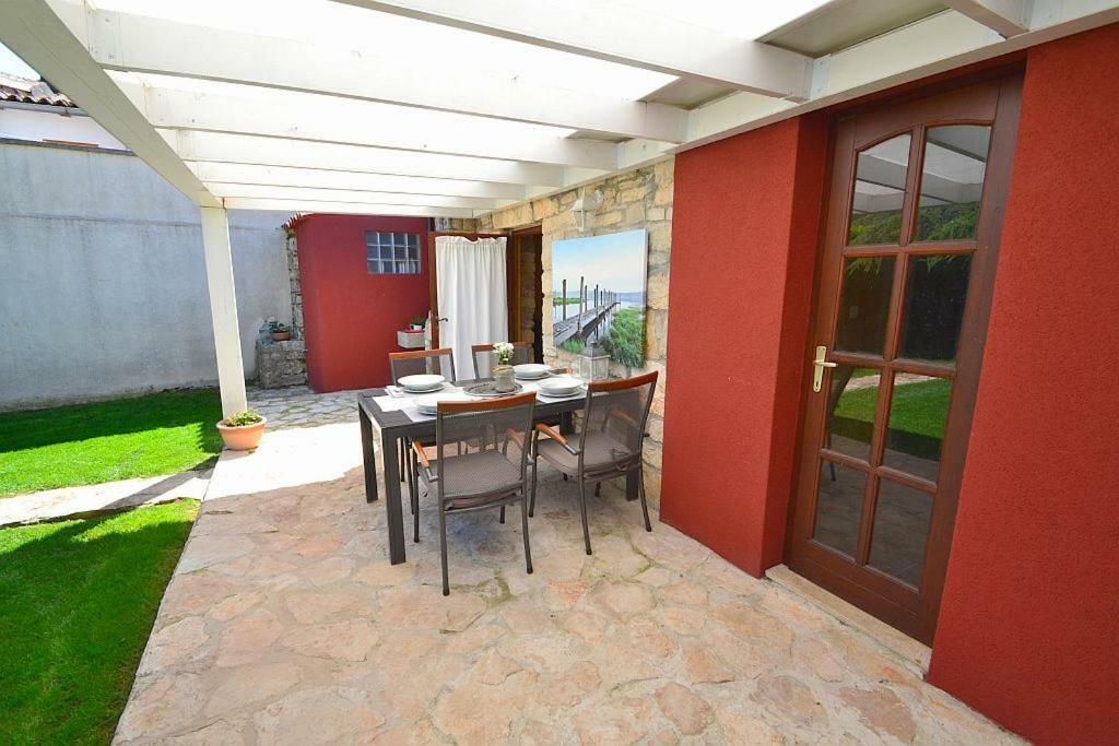 Villa Giardin Novigrad  ภายนอก รูปภาพ